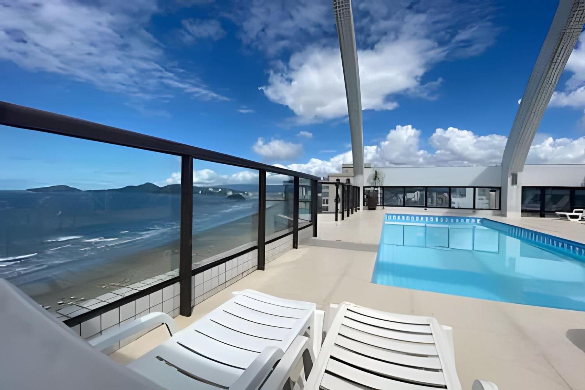 Vista Espetacular: Onde O Mar Encontra O Céu Apartamento *
